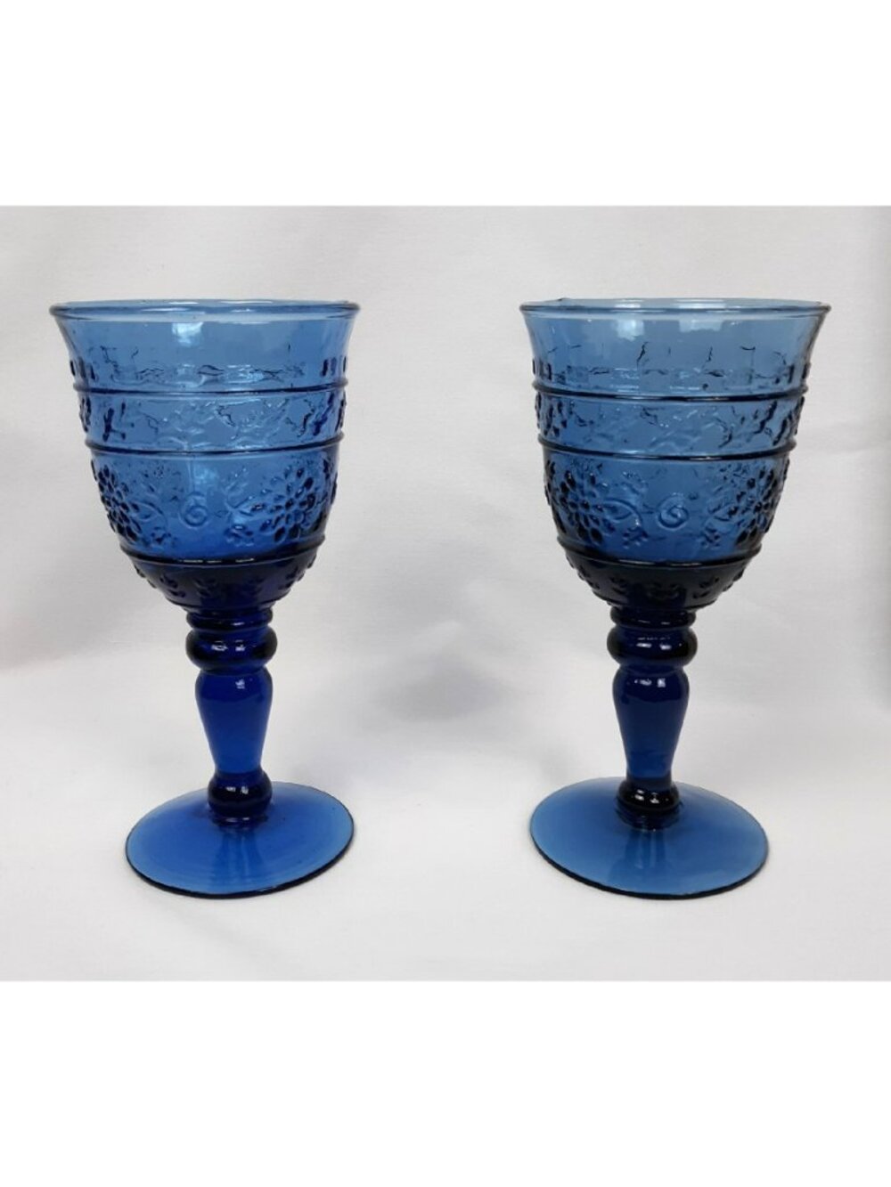 Mikasa Blue Wine Glasses Tender Leaves Goblets Set of 2 6.75" Tall